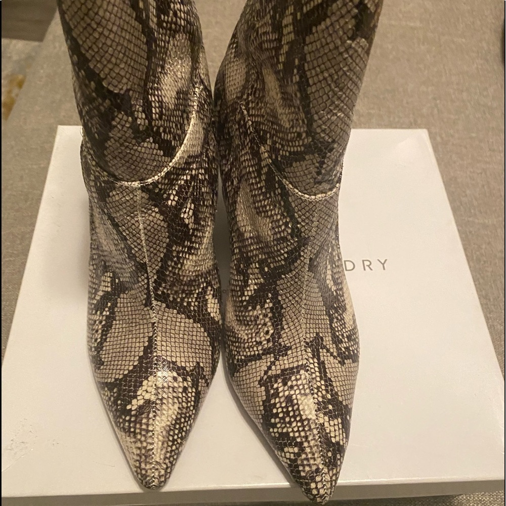 Snake print Boots